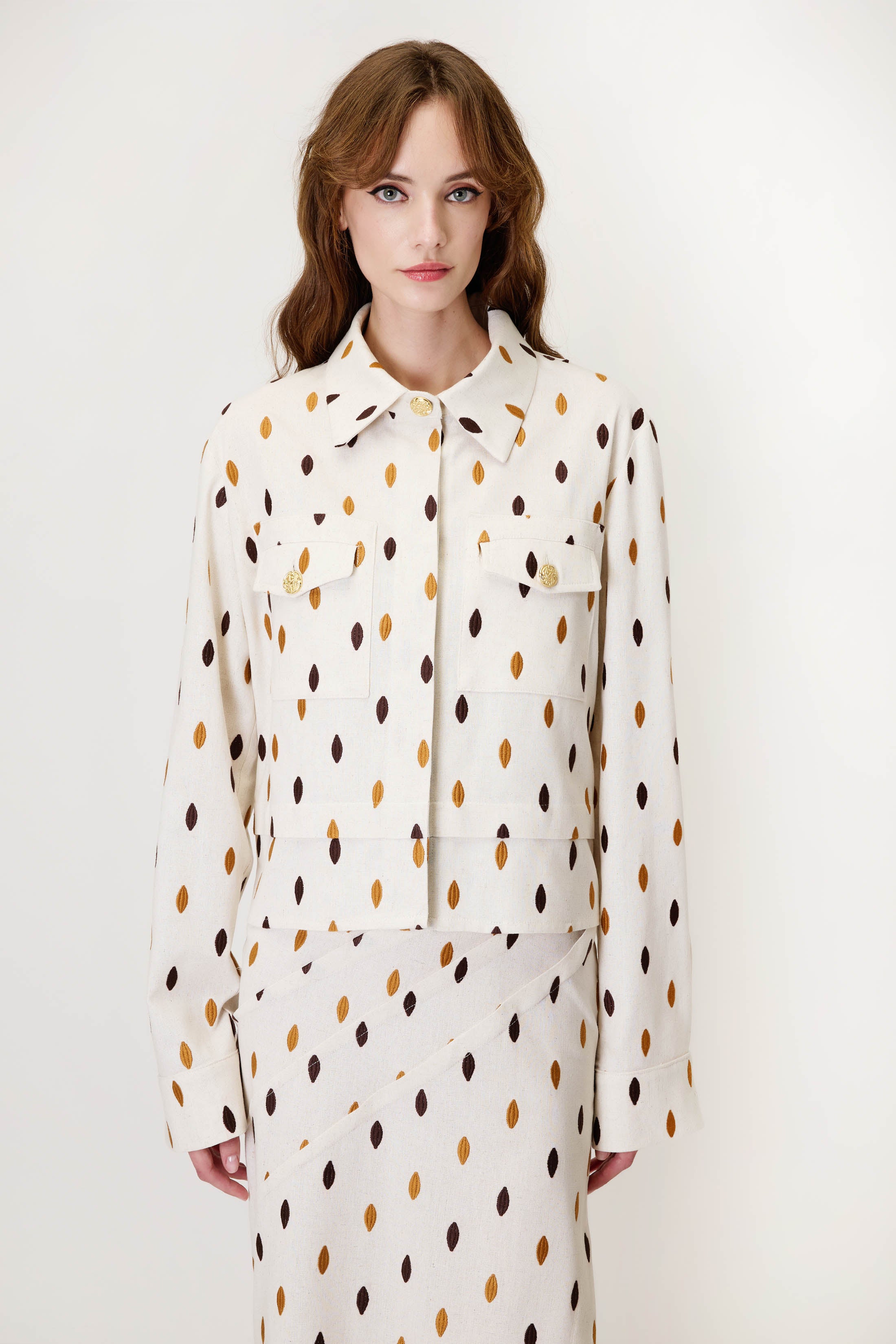 Jacket in Embroidered Linen