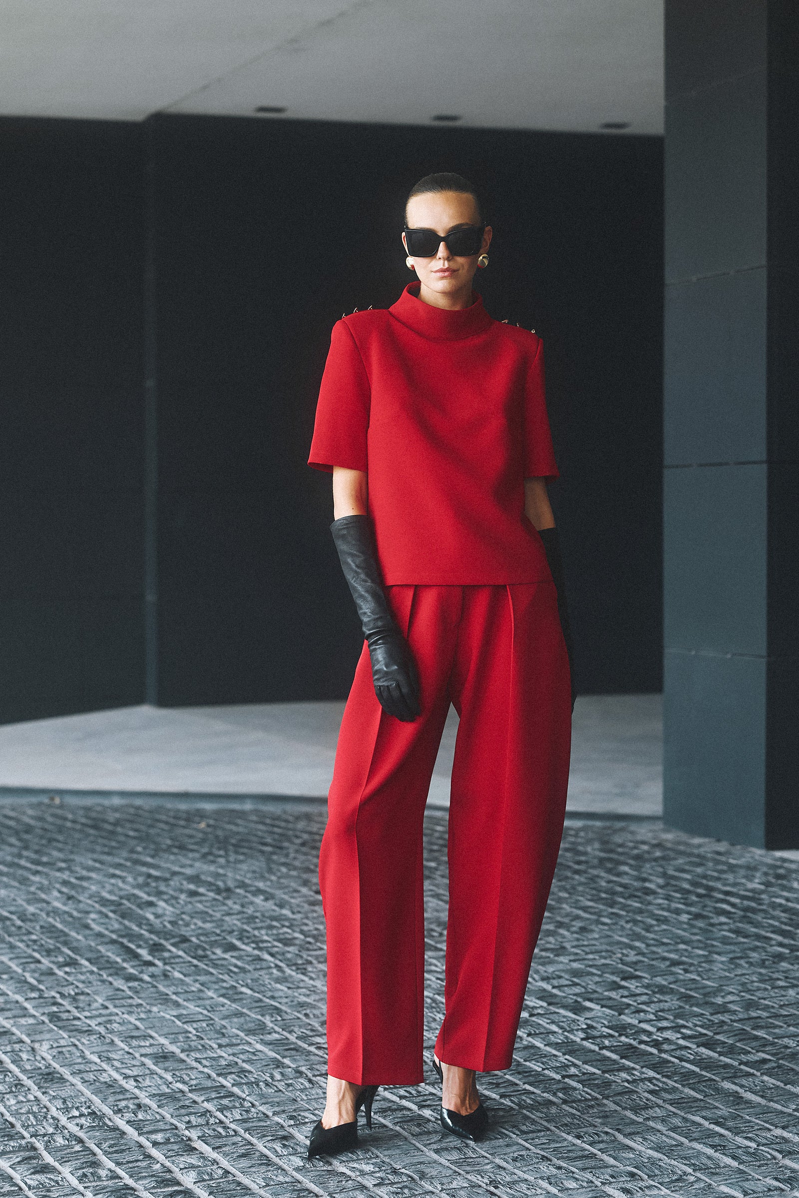 EVA CREPE BLOUSE