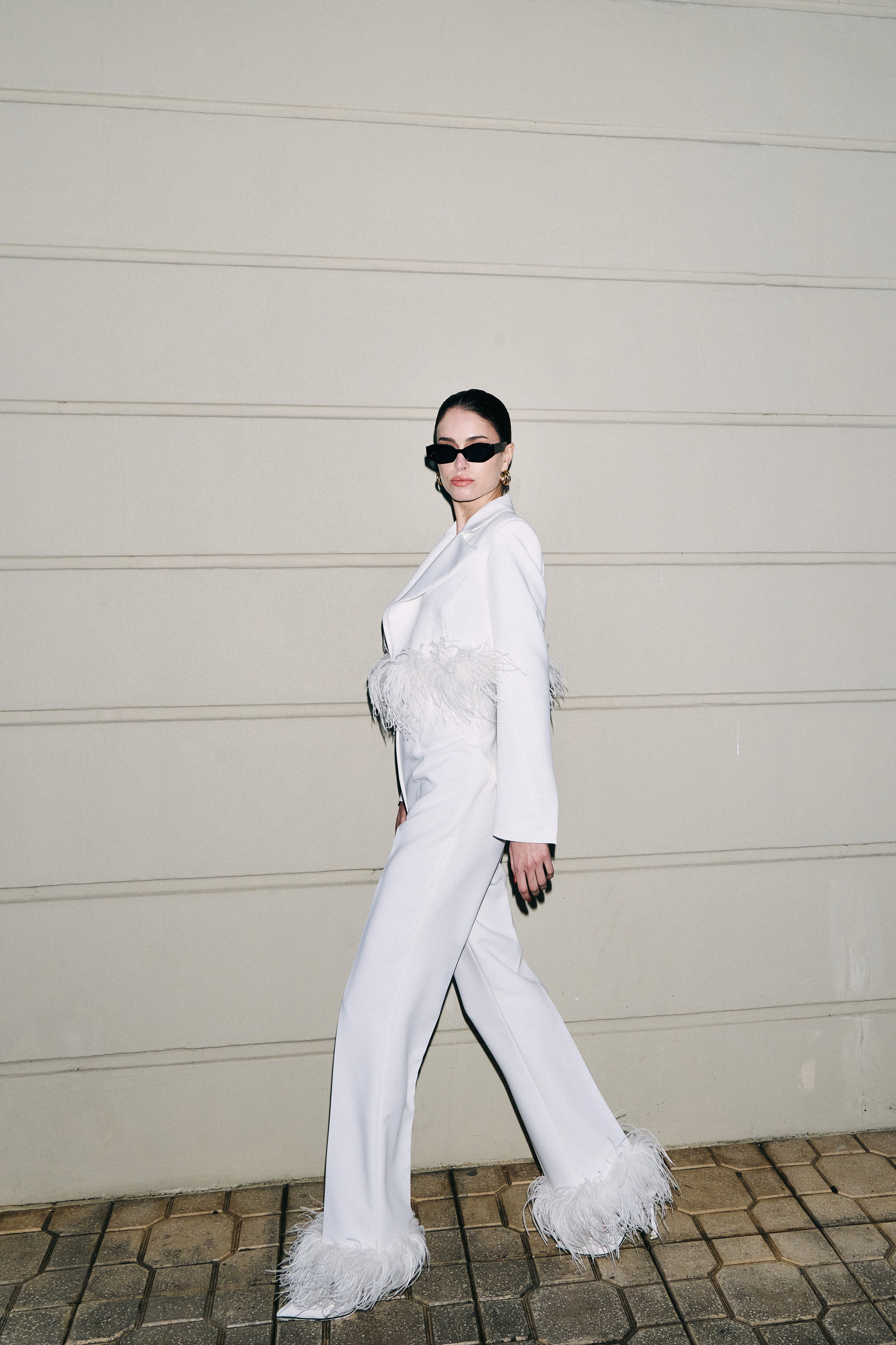 Cropped Blazer with Feathers in White
