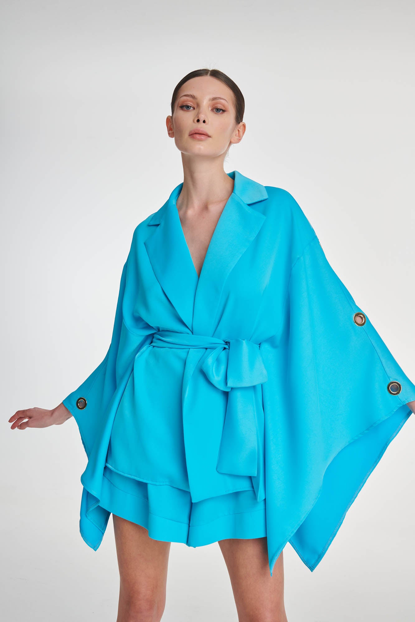 SHORT KIMONO WITH GOLD RINGS Parle Moi