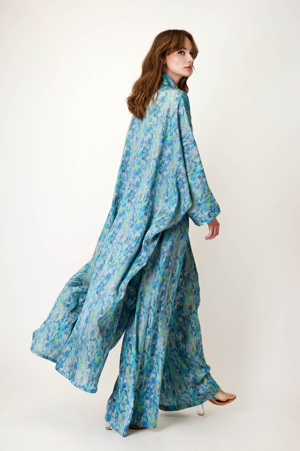 Oversized Kimono-Caftan in Baby Blue Print