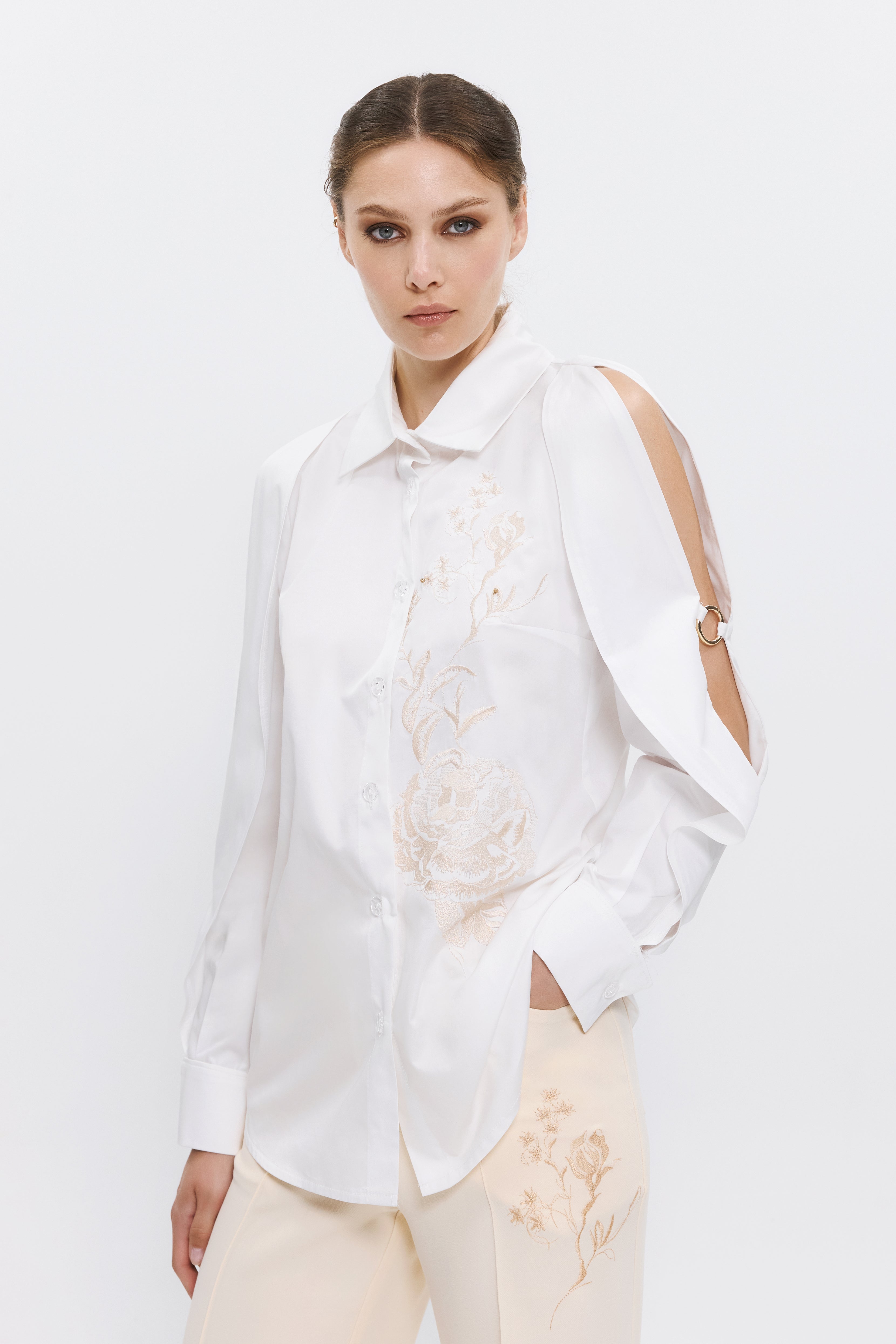 FW Shirt Konstantina