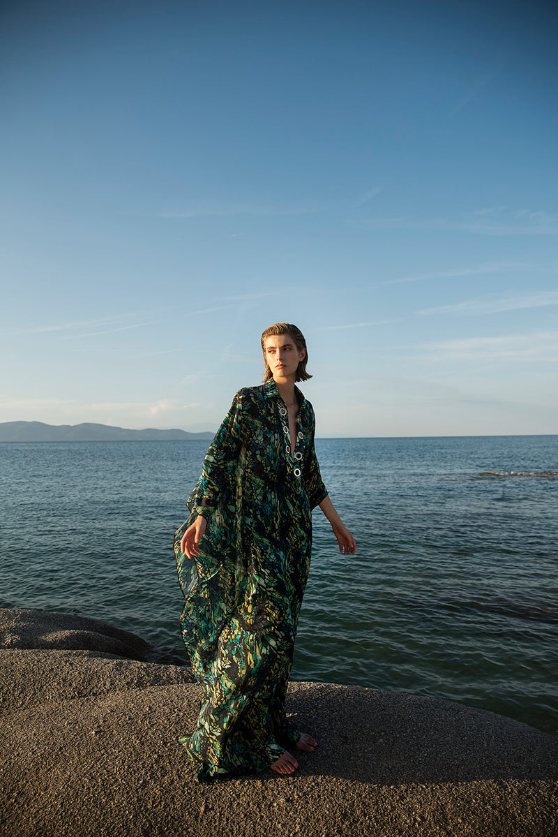 Oversized Caftan-Kimono with Gold Rings