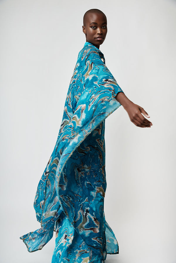 OVERSIZED ETHEREAL MAXI CAFTAN DRESS IN ABSTRACT BLUE-TONE PRINT