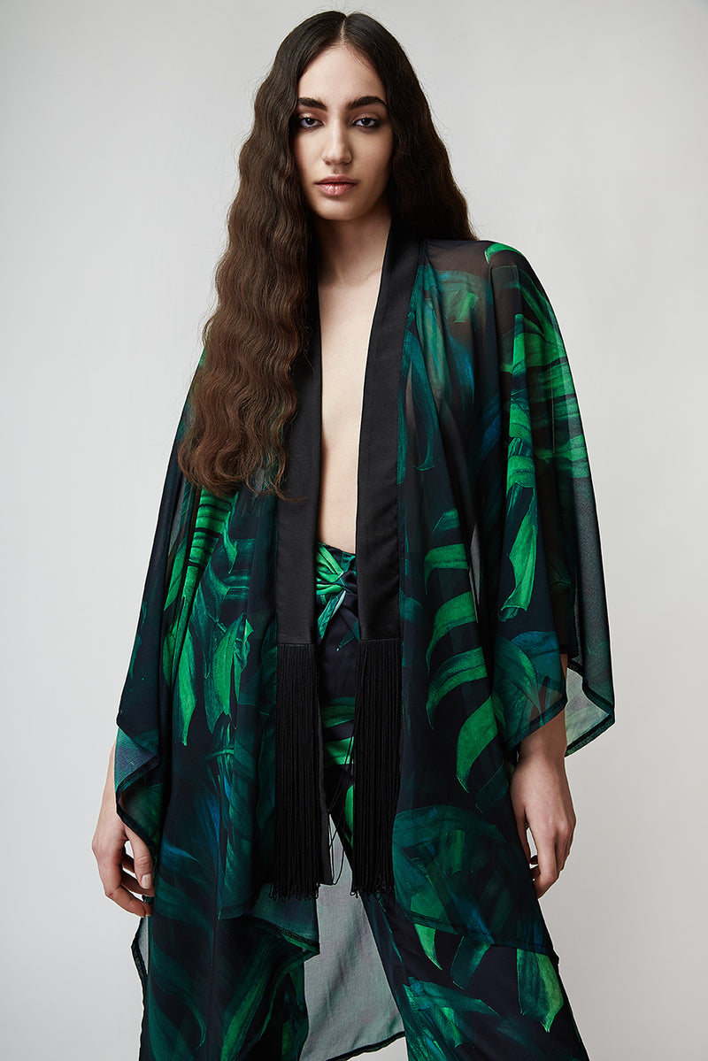 OVERSIZED CAFTAN IN TROPICAL PRINT