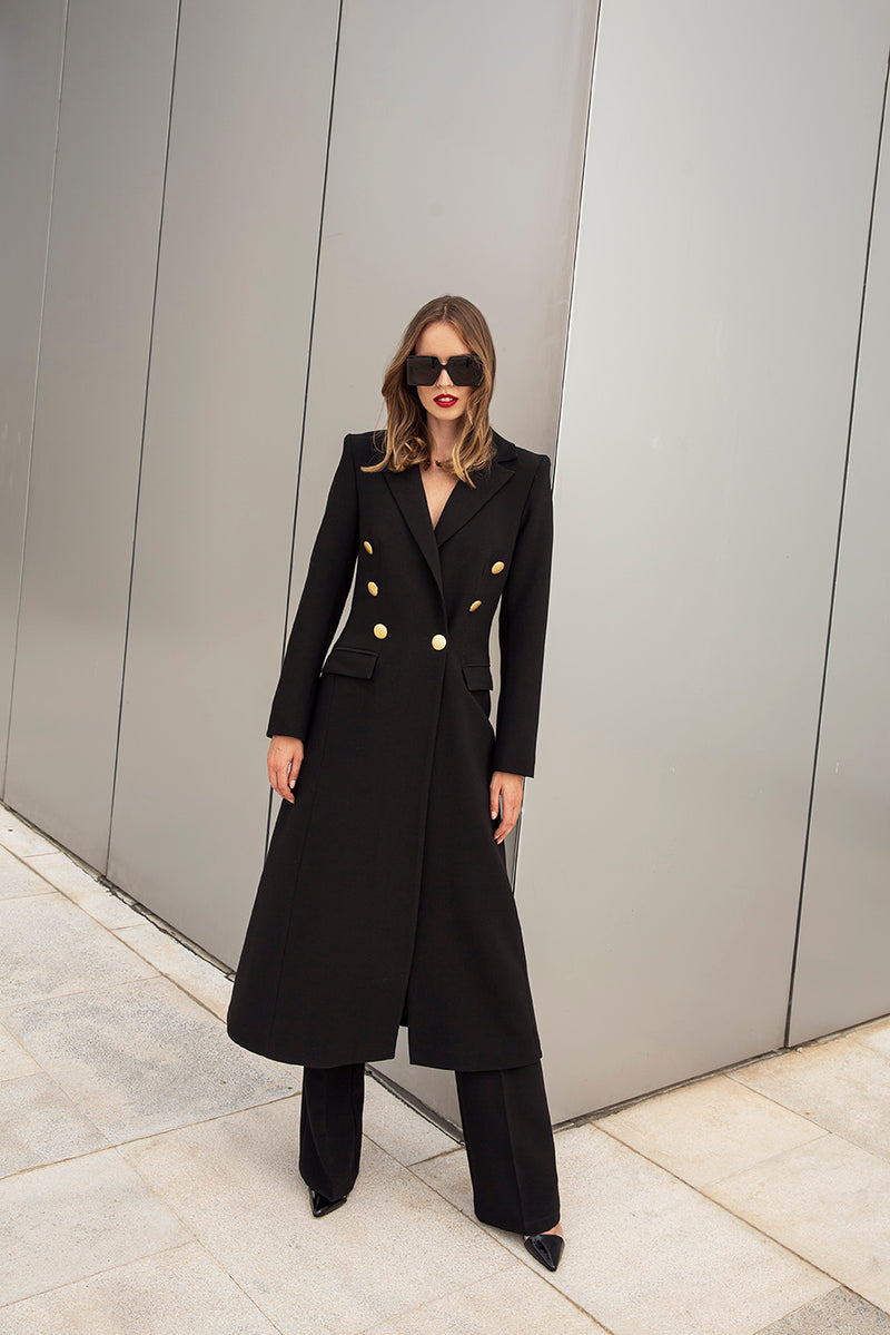 Trench Coat in Black