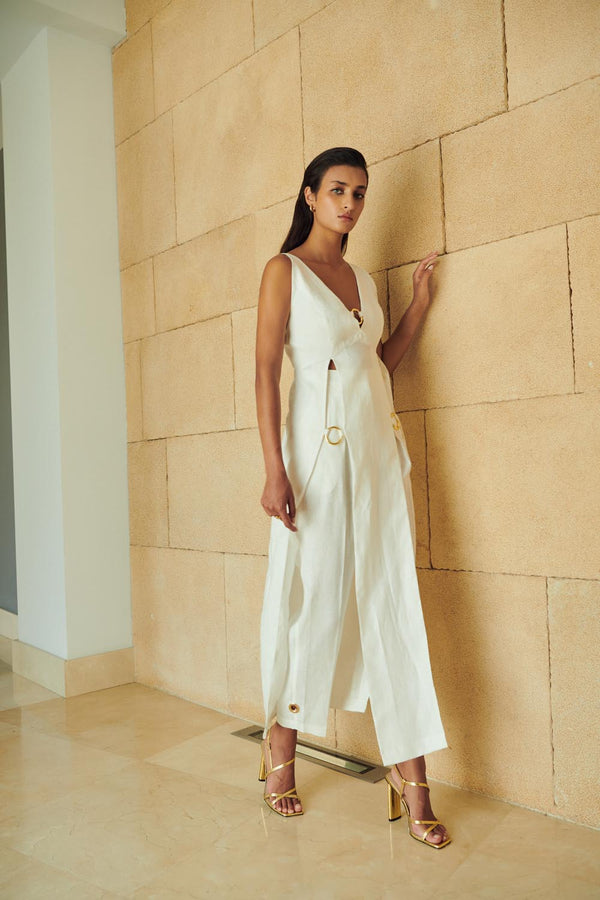 High-Waisted Trousers in Organic Linen