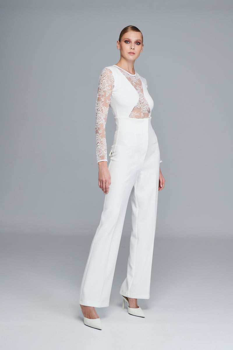 High-waist, androgynous style trousers