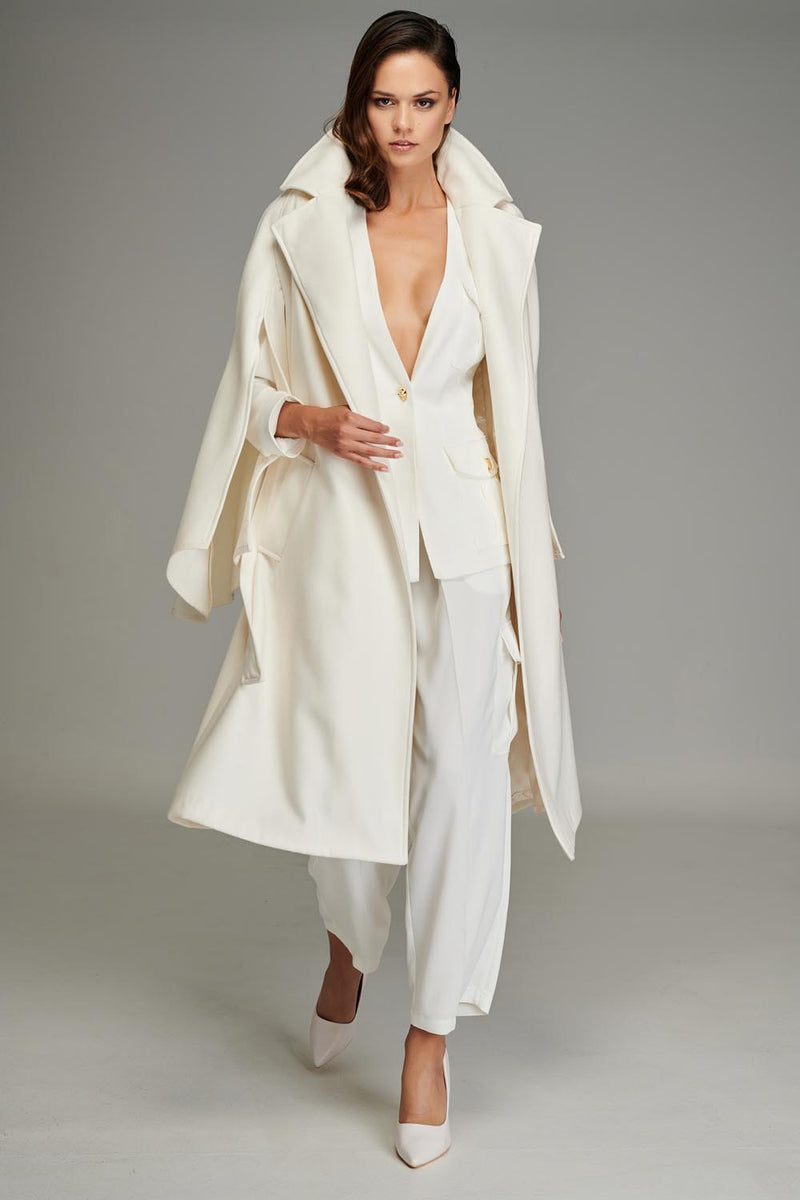 Coat with V neckline in White